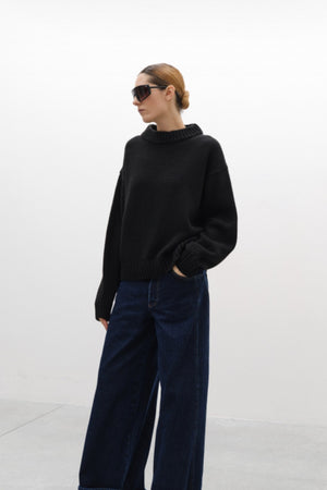 Lumina - Sweater Black