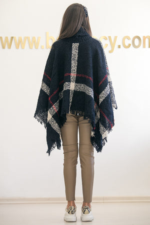 Queencii – Elta Cape Dark Blue