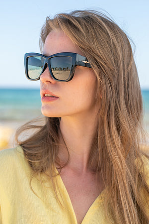 Le Specs – Total Eclipse Black Polarized