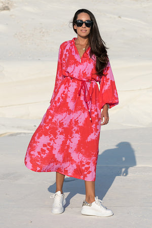 NA-KD – Tie Dye Balloon Sleeve Midi Dress Red
