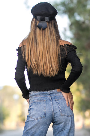 Queencii – Rome Off-The-Shoulder Blouse