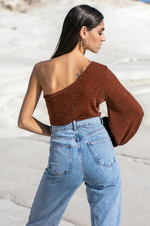 Sun Sea & Roses – Alectrona One Shoulder Balloon Sleeve Top Brown