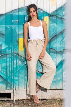Queencii – Scarlett Paper-Bag Pants Beige