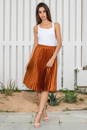 Queencii – 65cm Long Glow Night Metallic Pleated Long Skirt Caramel