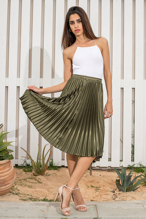 Queencii – 65cm Long Glow Night Metallic Pleated Long Skirt Green