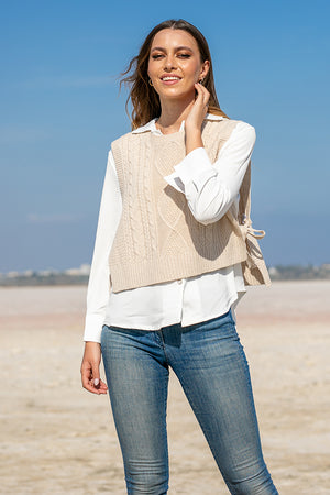 Queencii – Lina Vest Sweater Beige